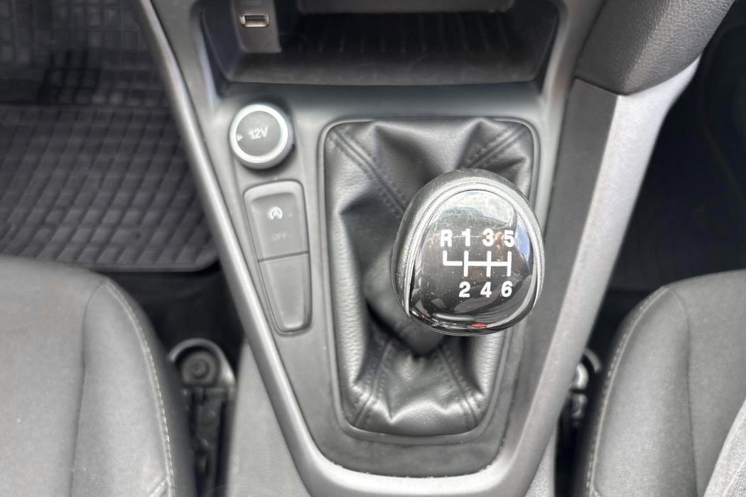 FORD FOCUS 2015