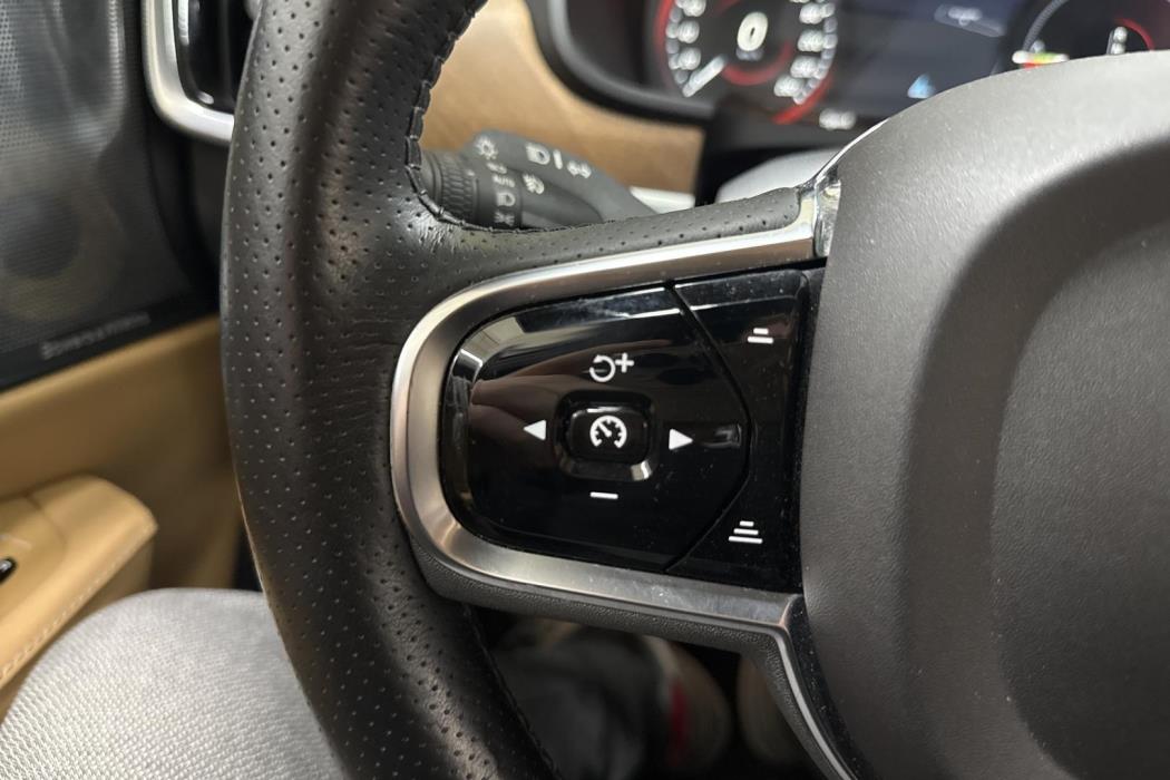 Volvo S90 2019