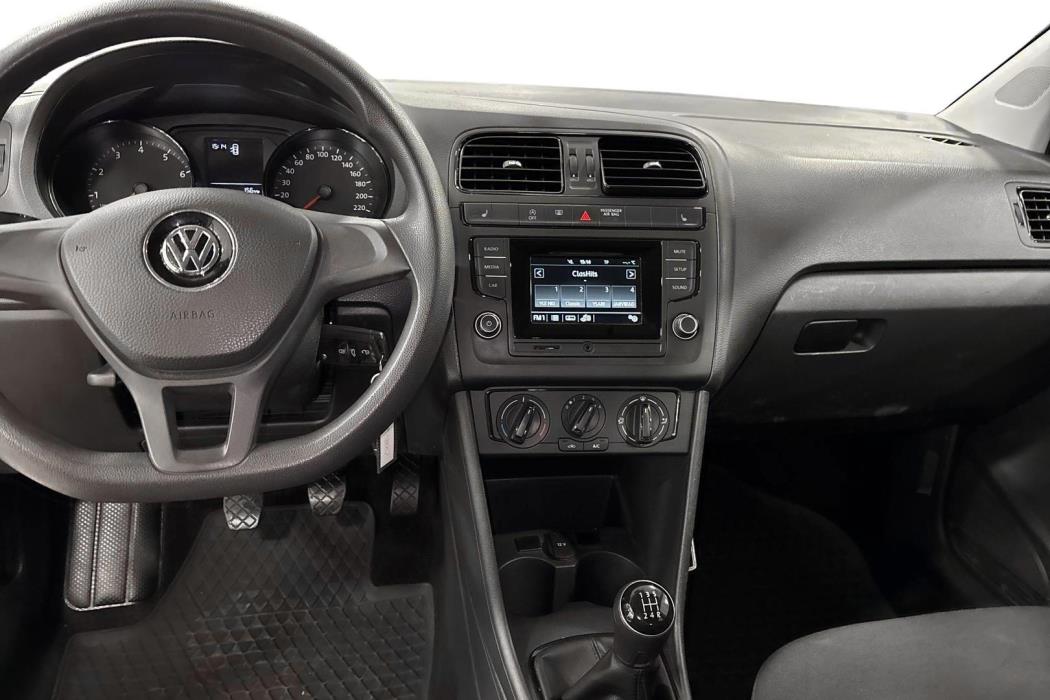VOLKSWAGEN POLO 2017
