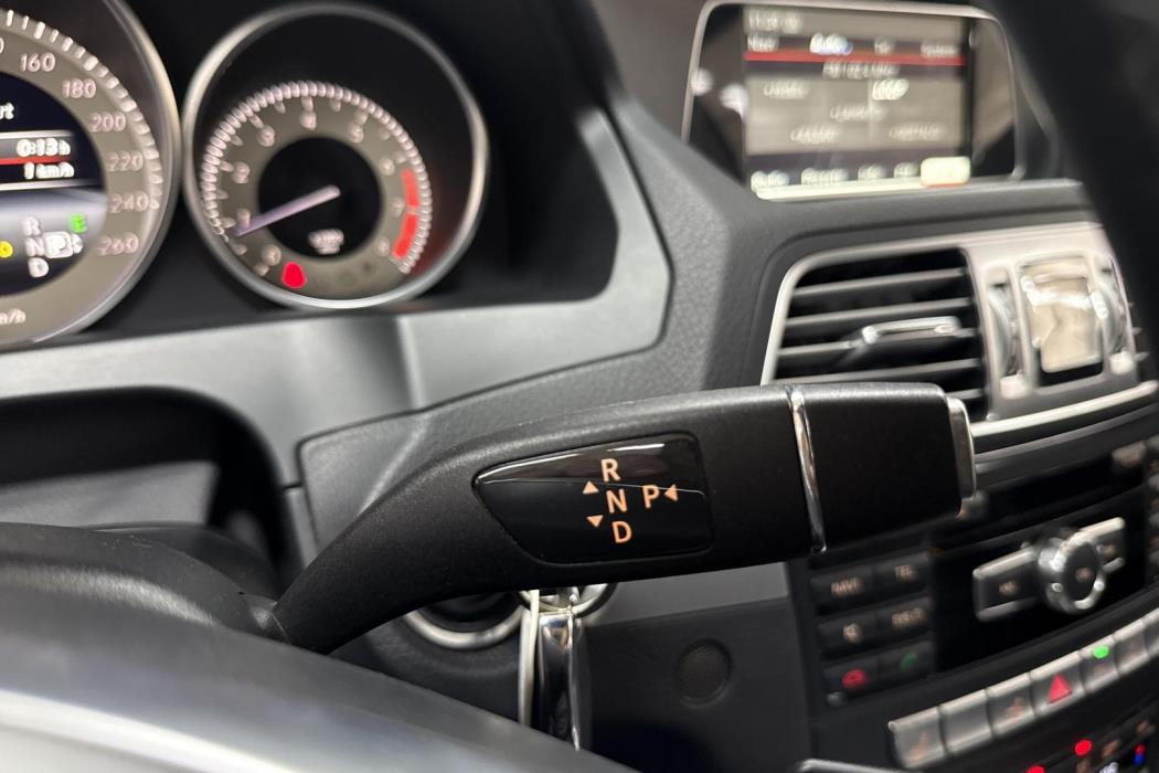 MERCEDES-BENZ E 2013