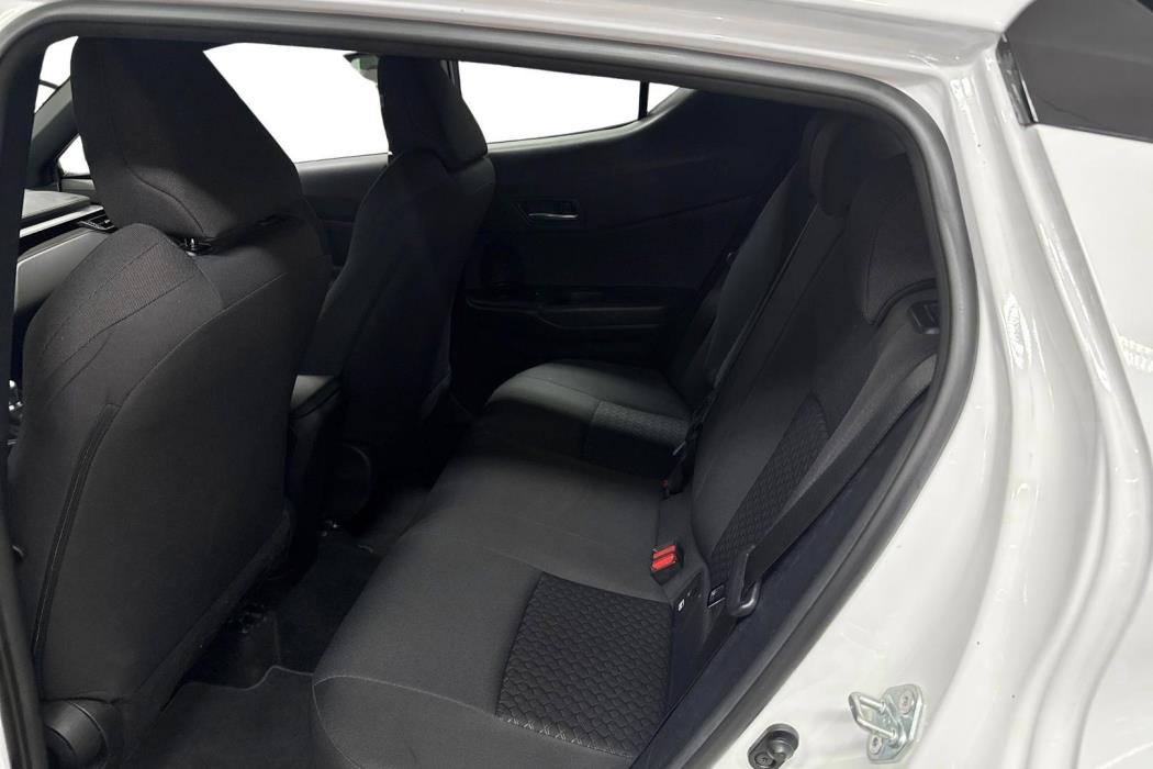 TOYOTA C-HR 2021