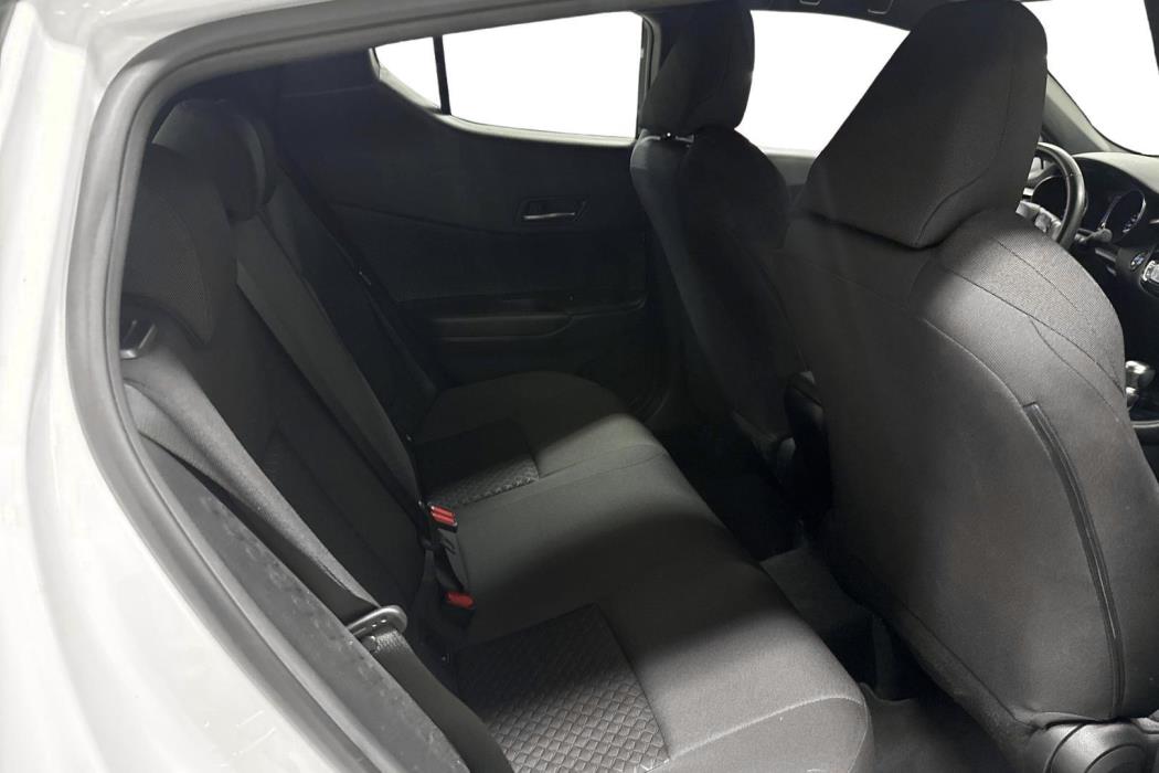 TOYOTA C-HR 2021