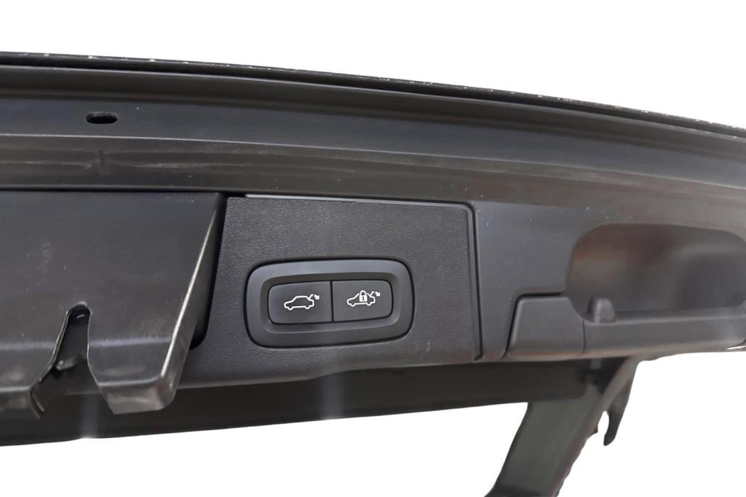 Volvo XC60 2022