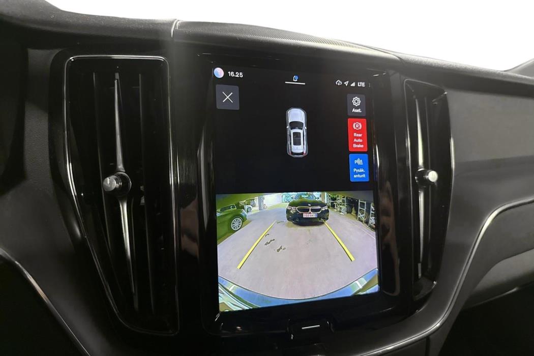 Volvo XC60 2022