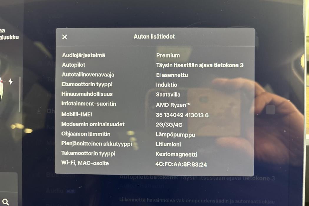TESLA Model Y 2023