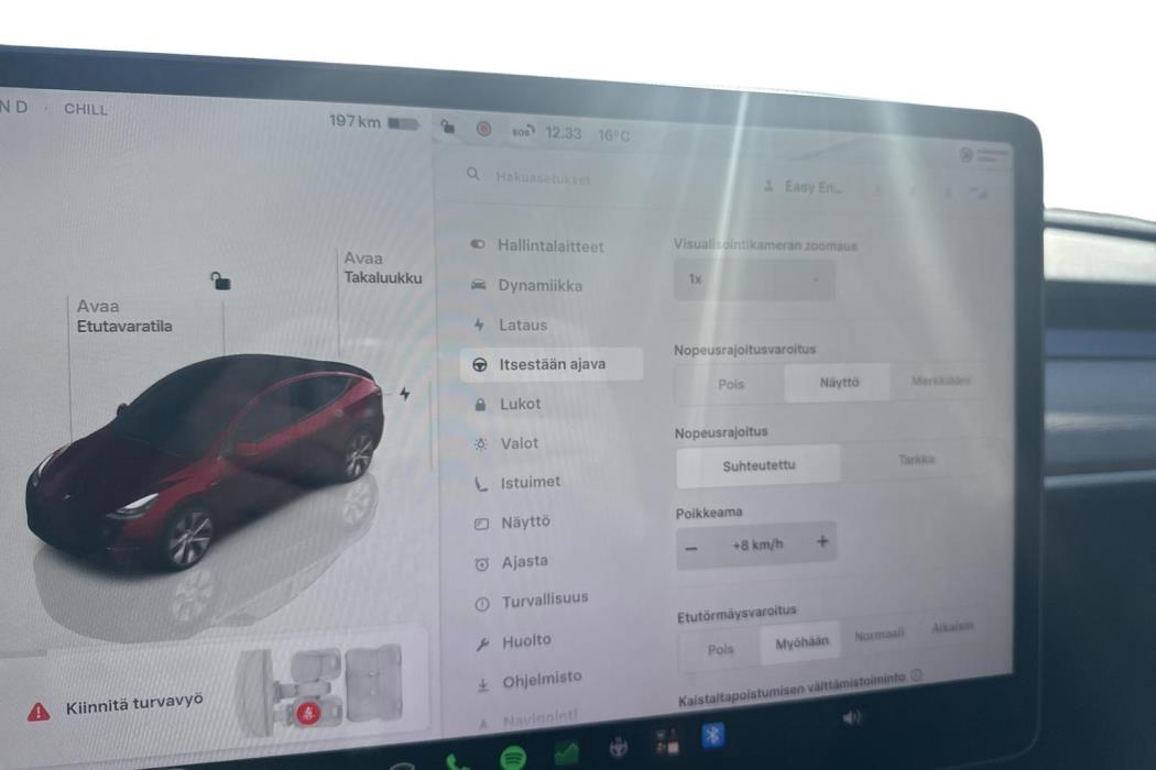 Tesla Model Y 2023