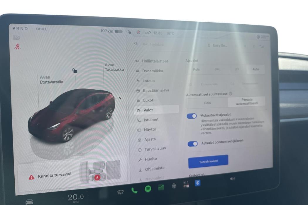 Tesla Model Y 2023