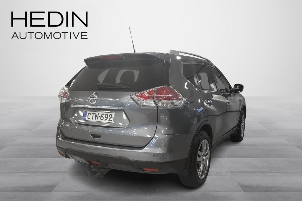 NISSAN X-TRAIL 2015