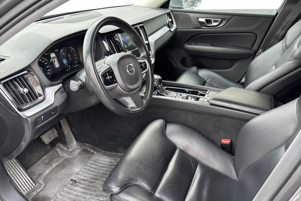 VOLVO V60 2019