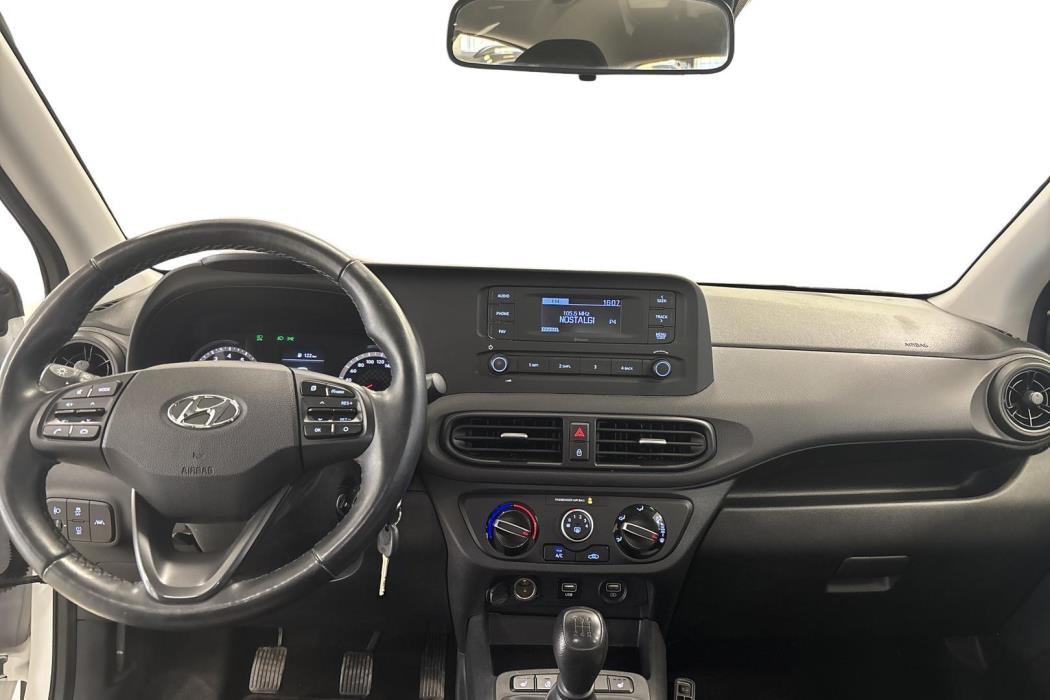 HYUNDAI i10 2021