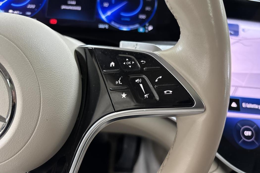 Mercedes-Benz EQS 2021