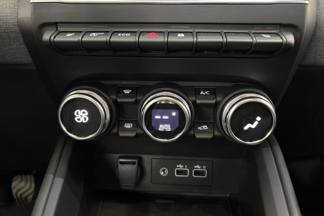 MITSUBISHI COLT 2026