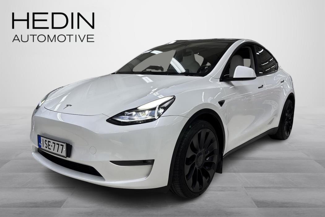 Tesla Model Y 2024