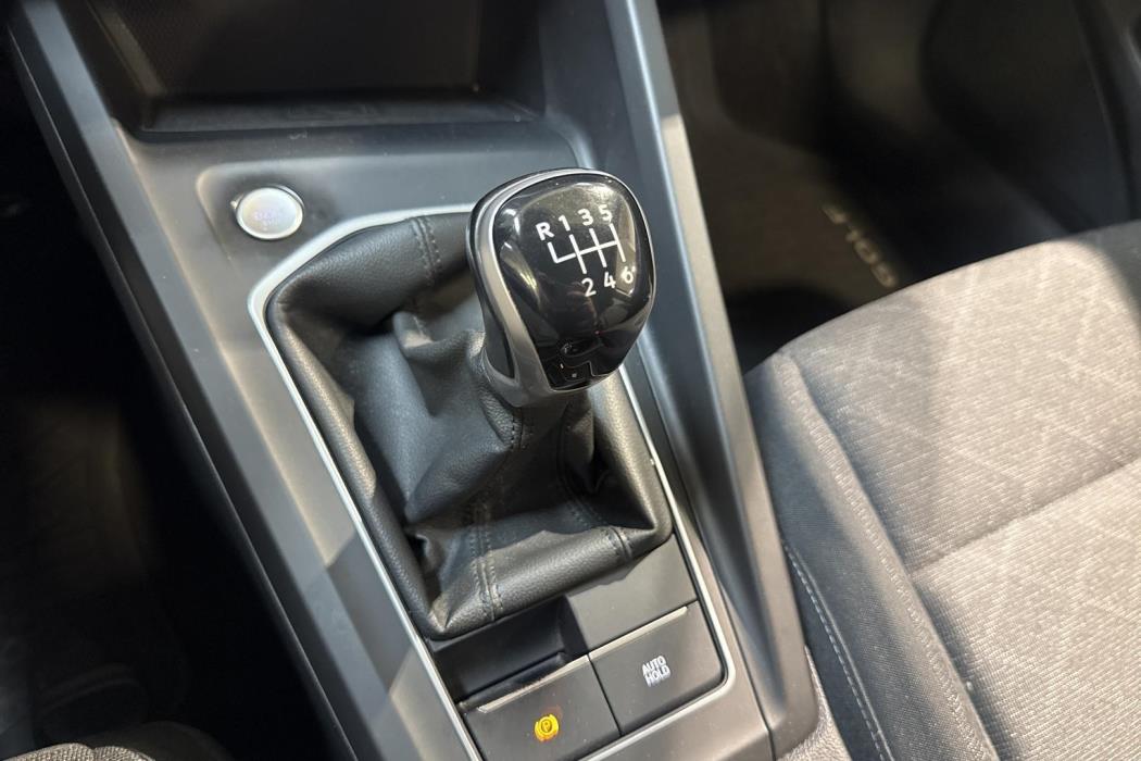 Volkswagen Golf 2021