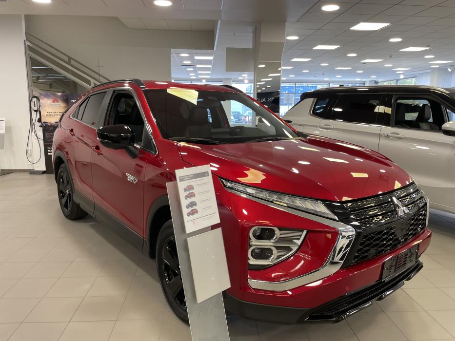 MITSUBISHI Eclipse Cross 2025