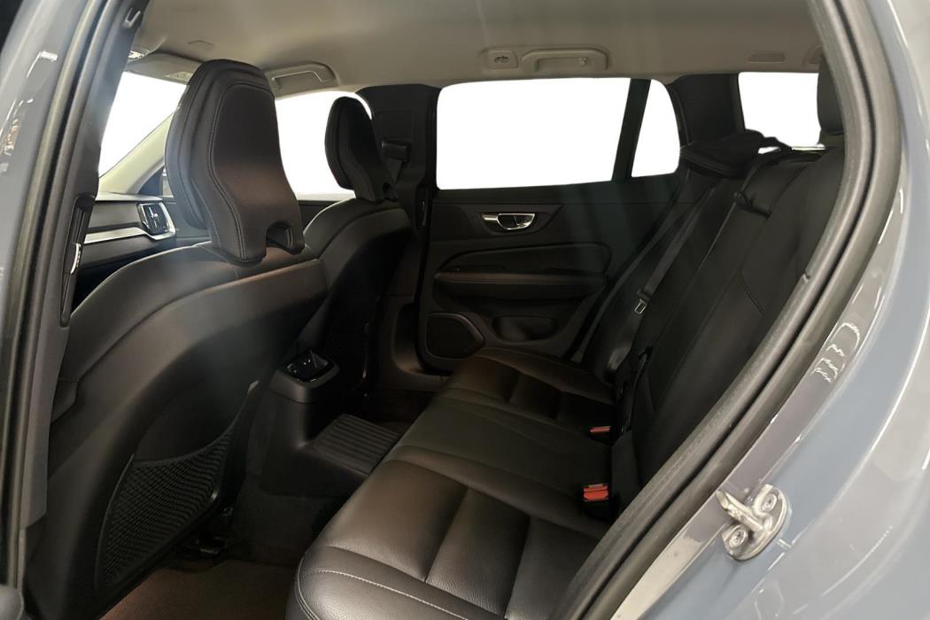 Volvo V60 2022