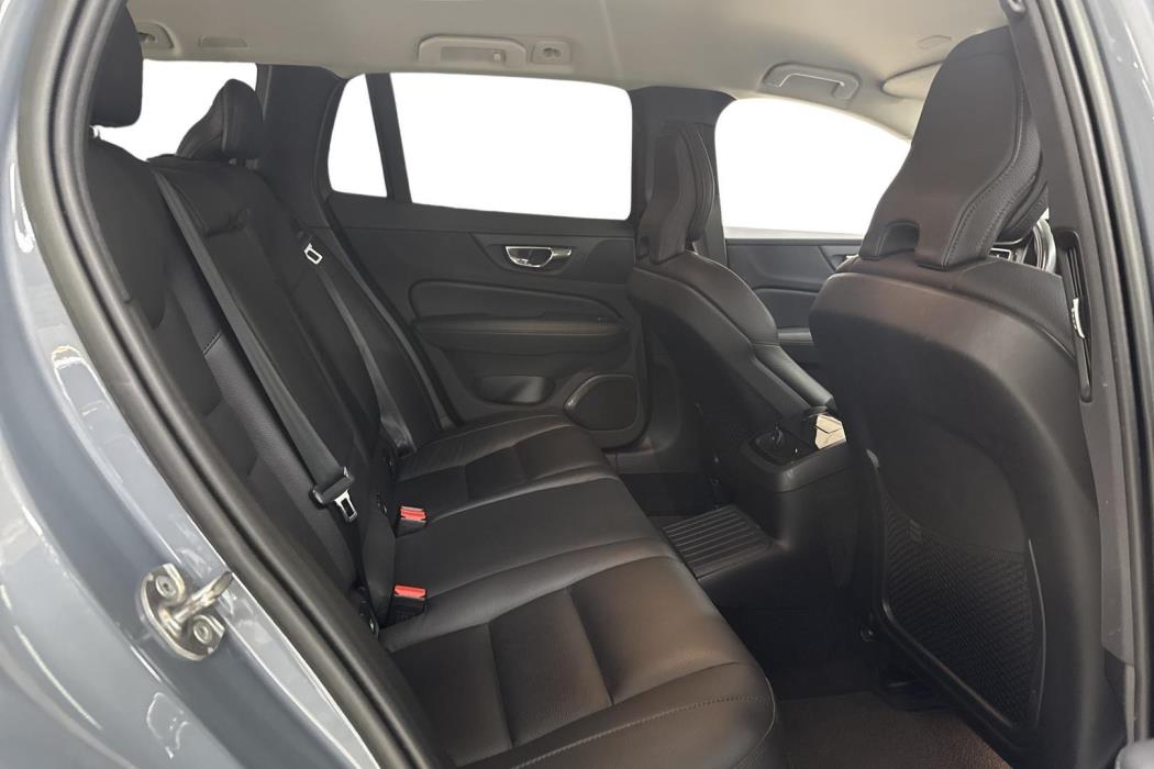 Volvo V60 2022