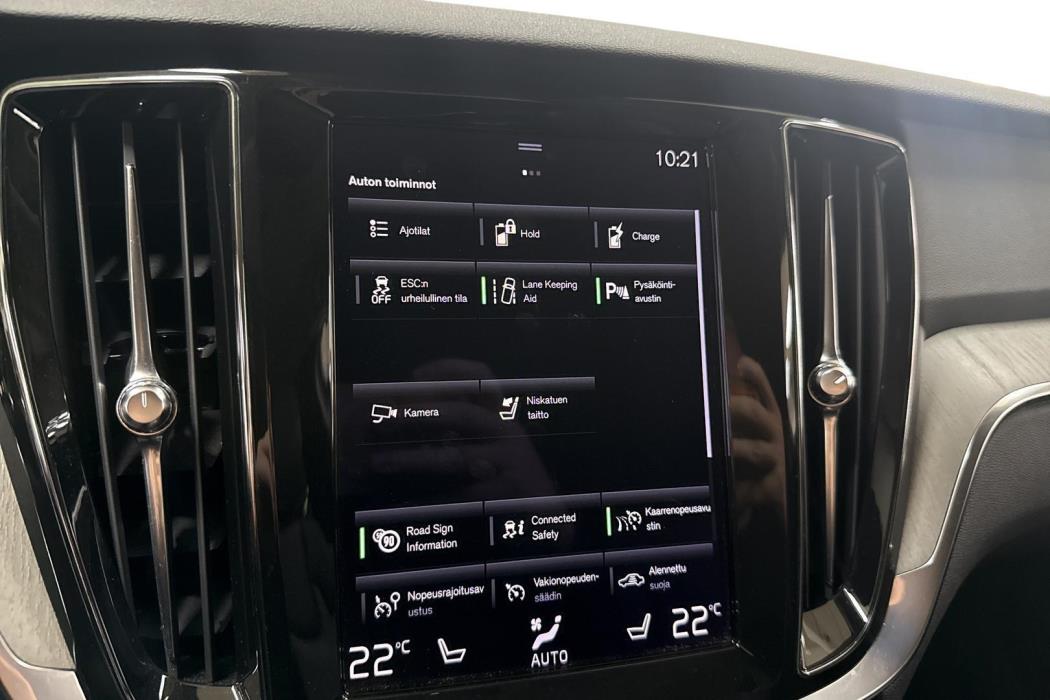 Volvo V60 2022