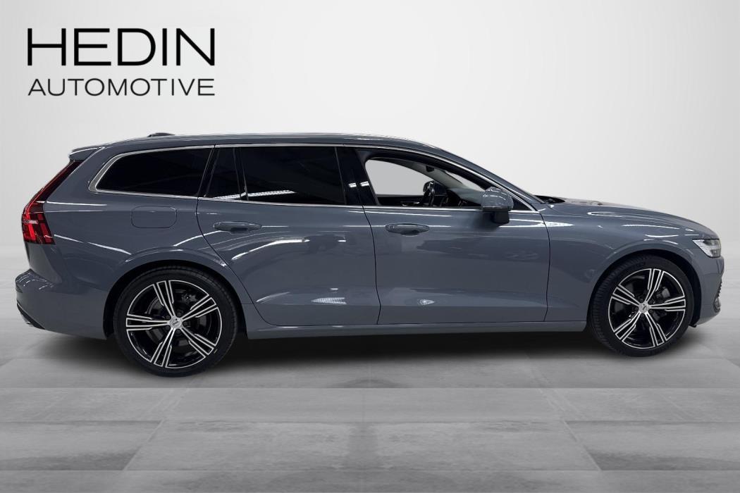Volvo V60 2022