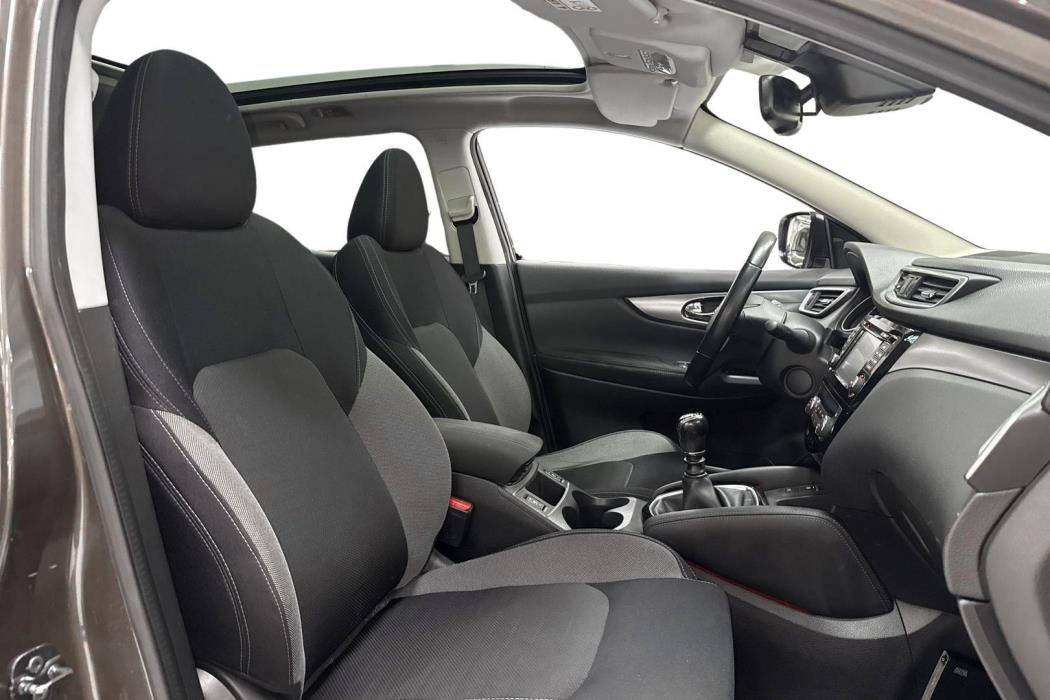 NISSAN Qashqai 2018