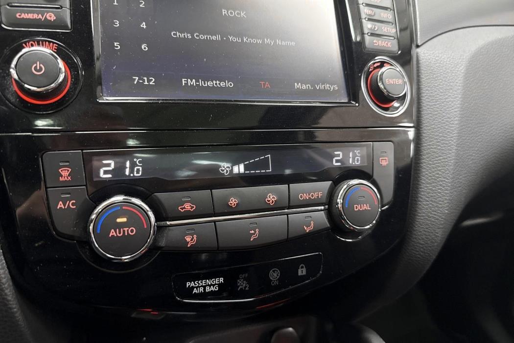 NISSAN Qashqai 2018