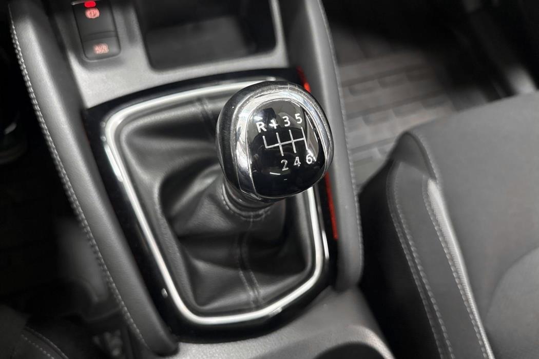 NISSAN Qashqai 2018