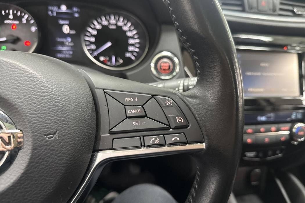 NISSAN Qashqai 2018