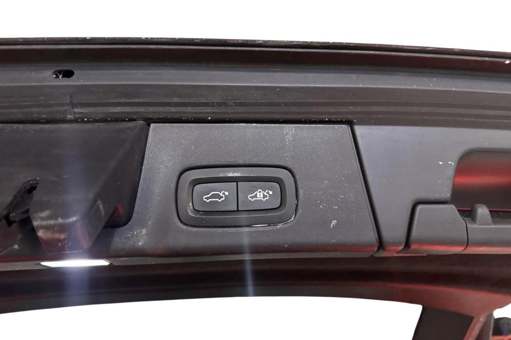 Volvo V90 Cross Country 2023