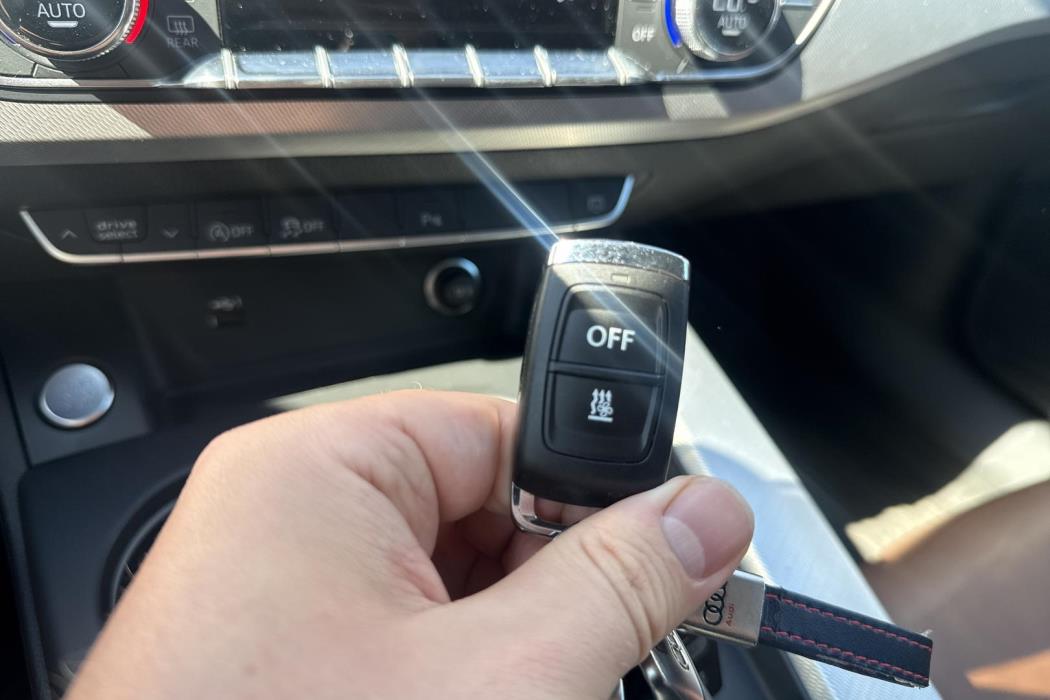 Audi A4 2023