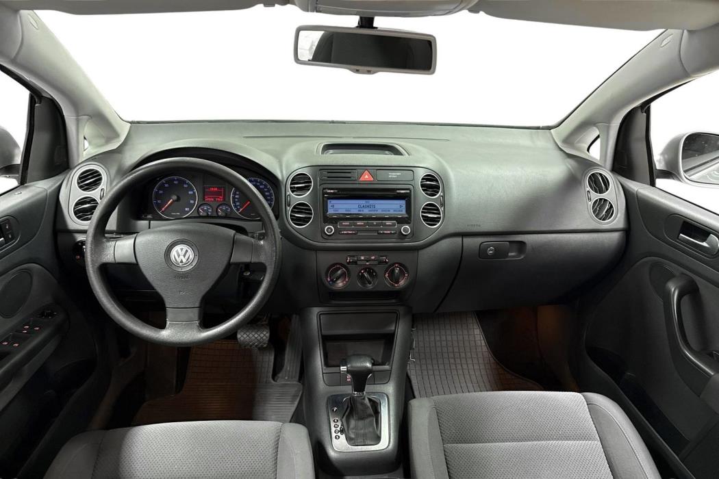 VOLKSWAGEN GOLF PLUS 2009