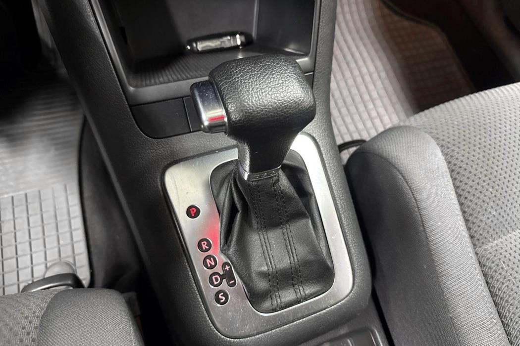 VOLKSWAGEN GOLF PLUS 2009