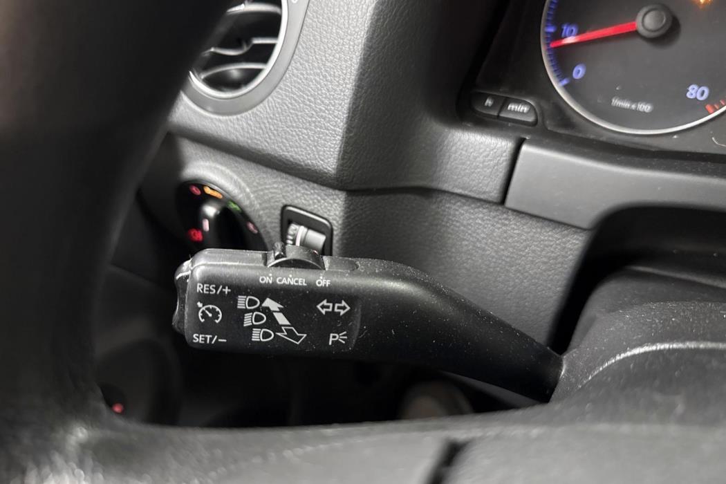 VOLKSWAGEN GOLF PLUS 2009
