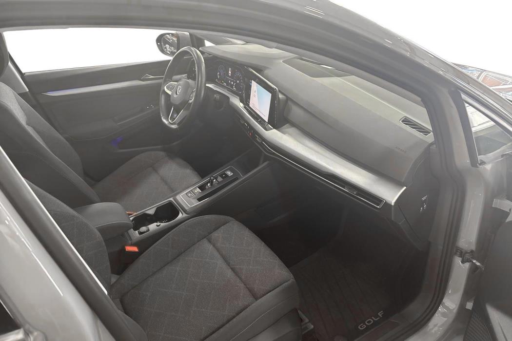 Volkswagen Golf 2021