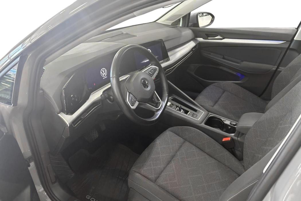 Volkswagen Golf 2021