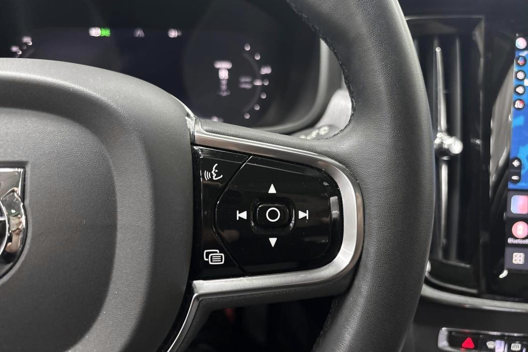Volvo V90 2023