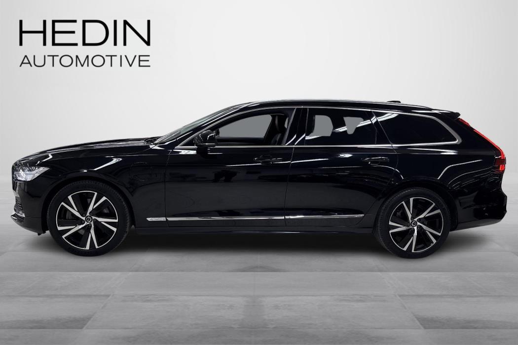 Volvo V90 2023