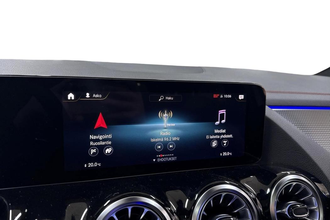Mercedes-Benz EQA 2024