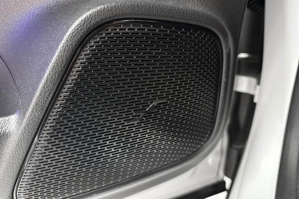 Mercedes-Benz EQA 2024