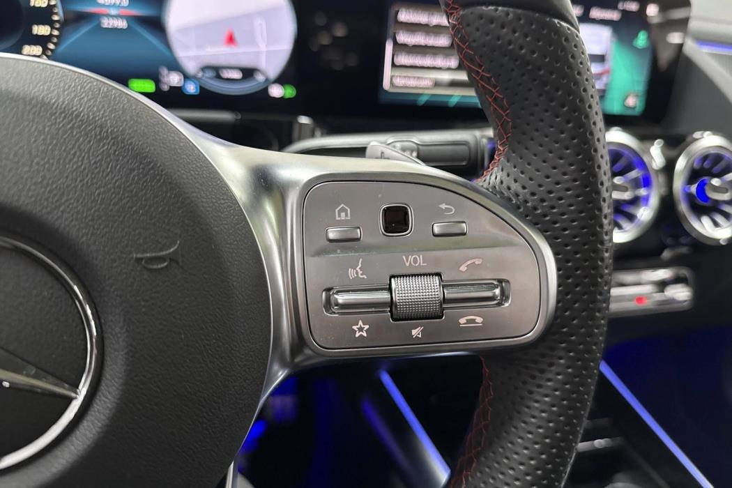 Mercedes-Benz EQA 2024