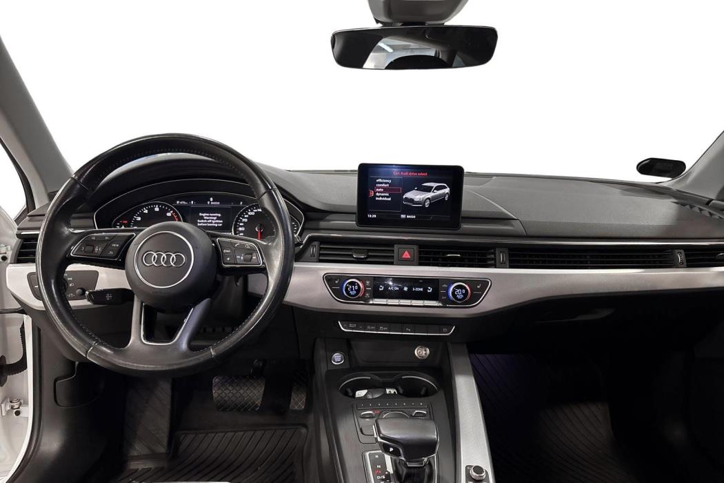 AUDI A4 2016