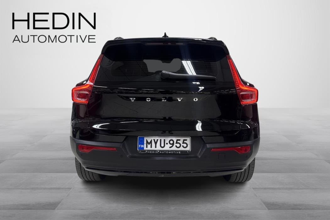 Volvo XC40 2021