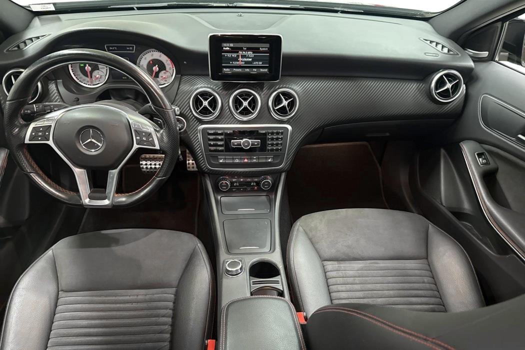 Mercedes-Benz A 2015