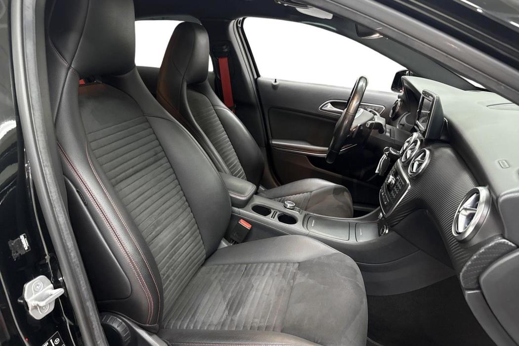 Mercedes-Benz A 2015