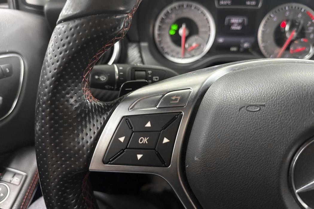 Mercedes-Benz A 2015