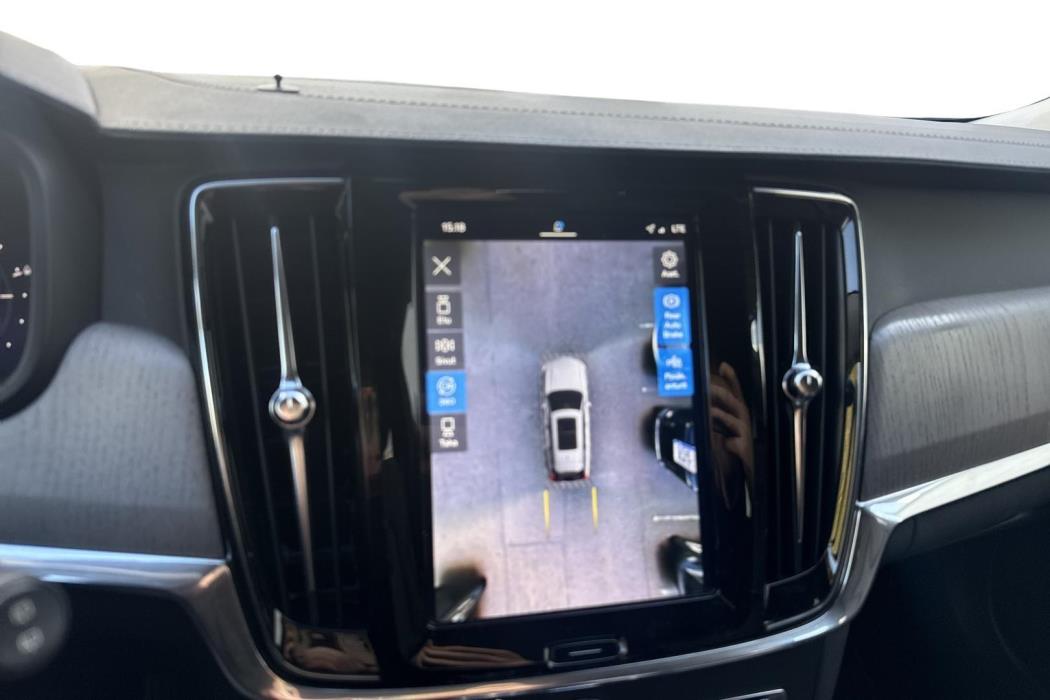 Volvo V90 2022