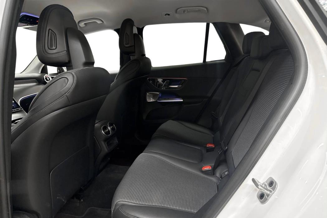 Mercedes-Benz GLC 2023