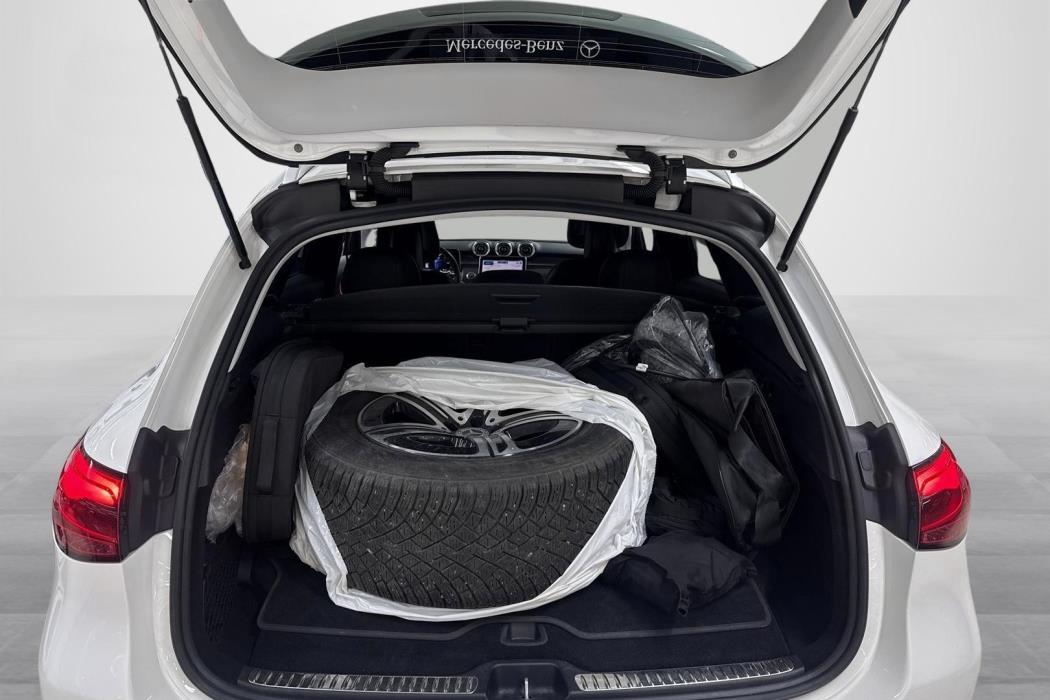 Mercedes-Benz GLC 2023