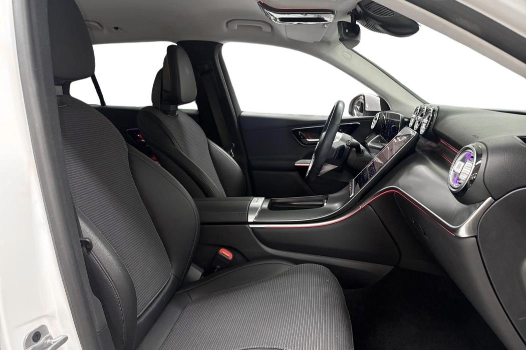 Mercedes-Benz GLC 2023