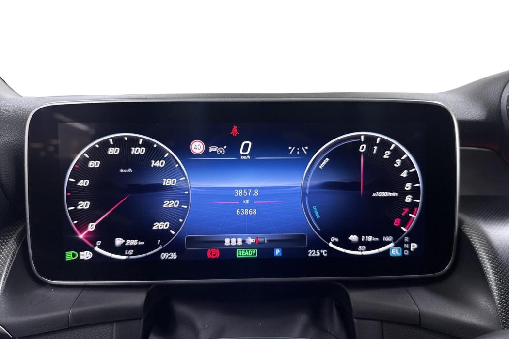 Mercedes-Benz GLC 2023