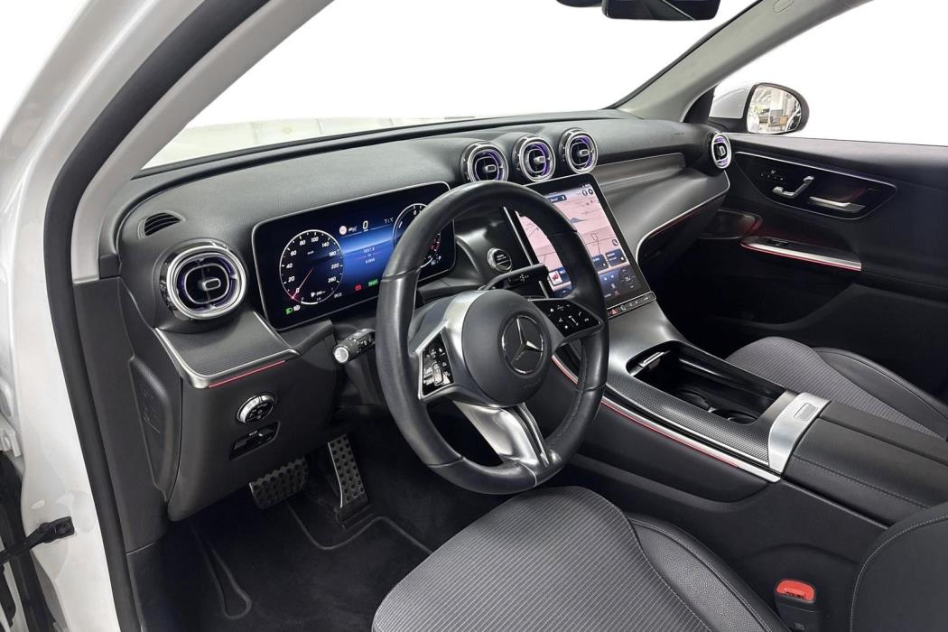 Mercedes-Benz GLC 2023